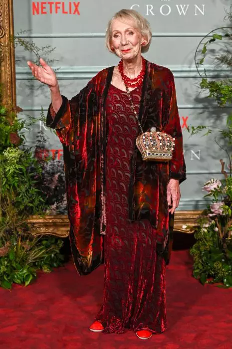Marcia Warren