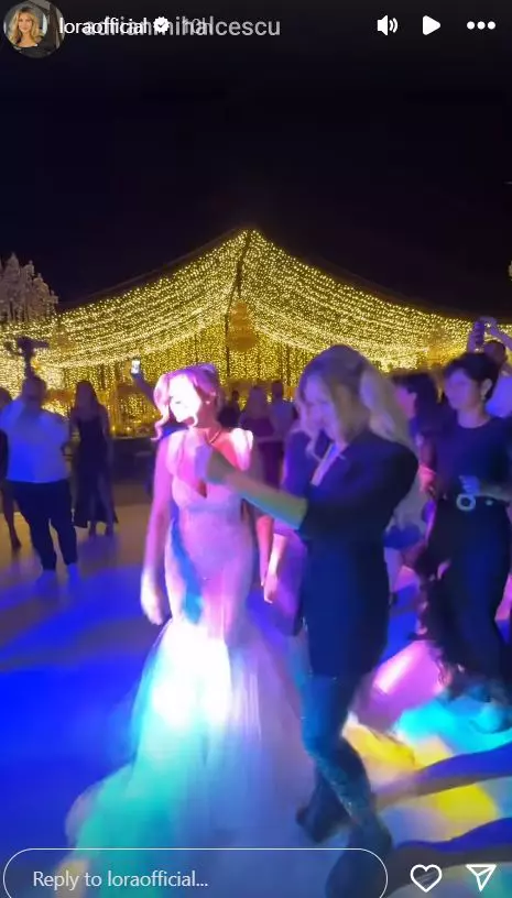 Lora și Ionuț Ghenu, nași de cununie pentru sora acestuia   (2)