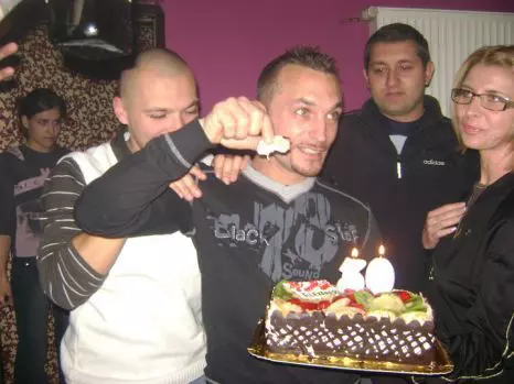 197312l-1360x0-w-cf76df56