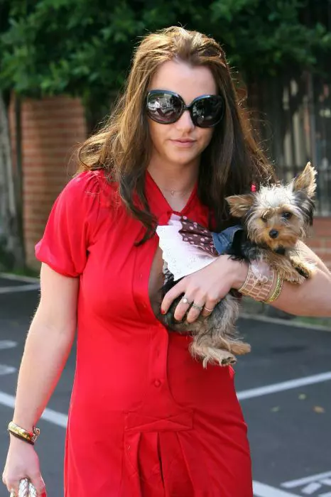 Britney Spears in red