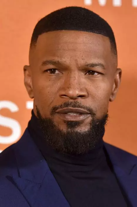 Jamie Foxx, transportat de urgență la spital