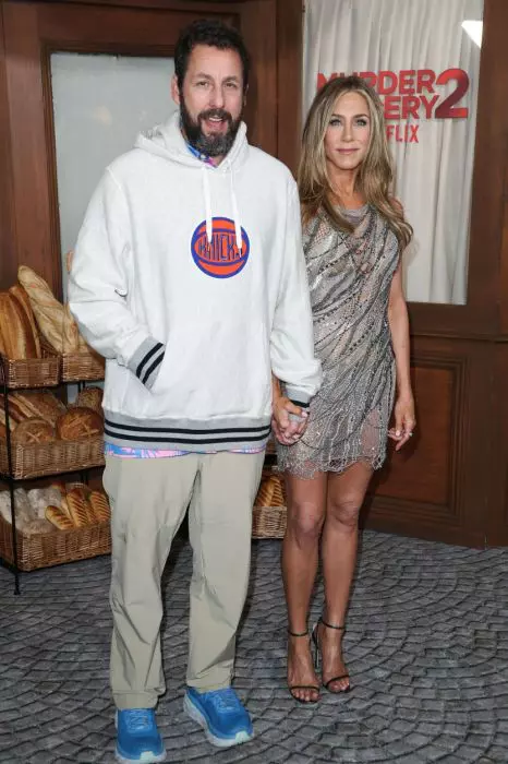 Gestul emoționant pe care îl face Adam Sandler pentru Jennifer Aniston, de Ziua Mamei