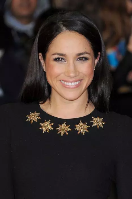 Parfumurile preferate ale membrilor familiei regale britanice. Kate Middleton alege aceeași aromă de câțiva ani
