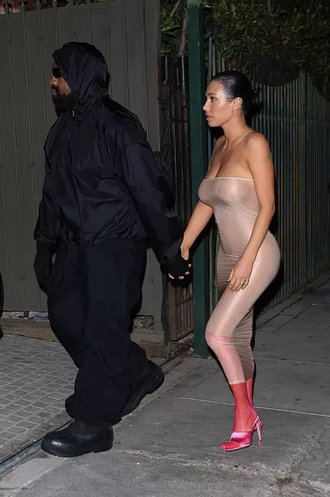 *PREMIUM-EXCLUSIVE* Bianca Censori wears a  see-through dress while on dinner date with Kanye