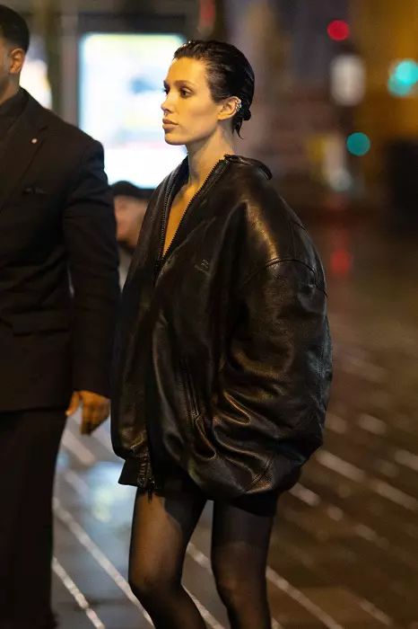 Exclusif - Bianca Censori et North West vont au restaurant Popeyes après le concert de Kanye à l'Accor Arena puis changent d'avis pour aller au Mc Donald