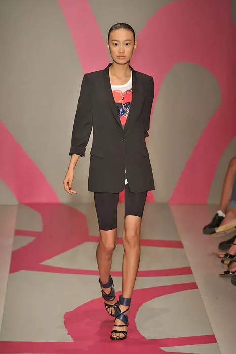 DKNY 