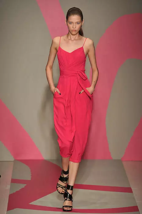 DKNY 