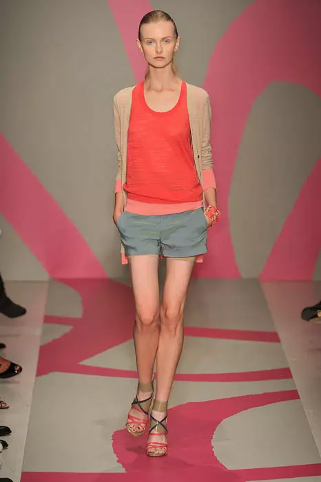DKNY 
