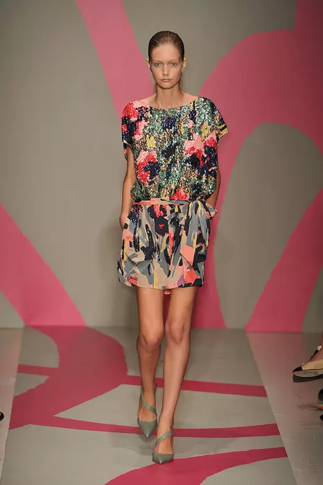 DKNY 