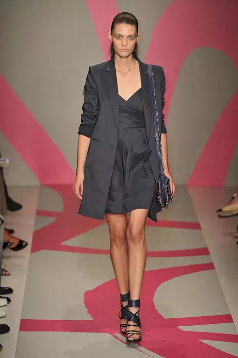 DKNY 