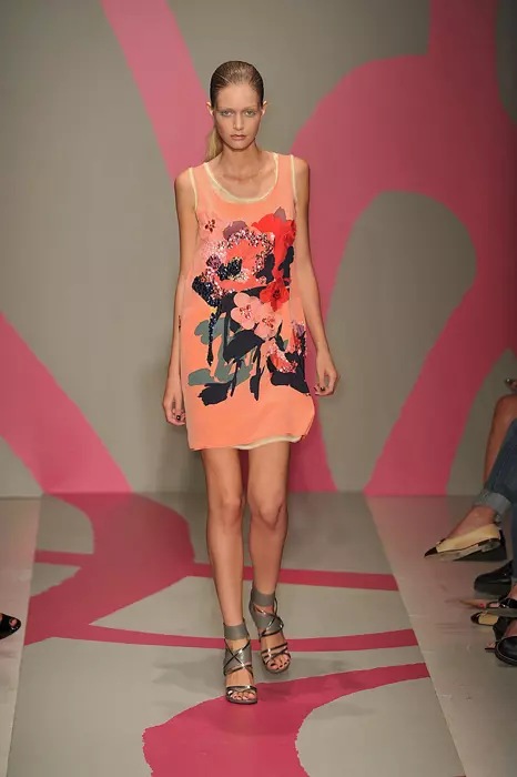 DKNY 