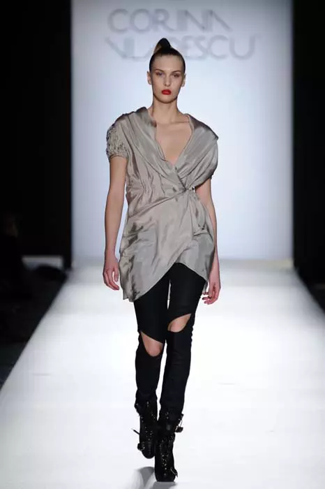 Corina Vladescu