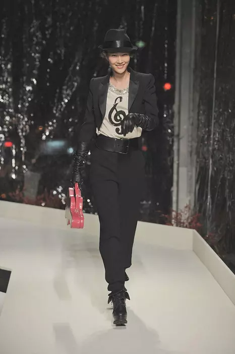 Moschino Cheap & Chic