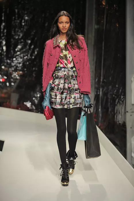 Moschino Cheap & Chic