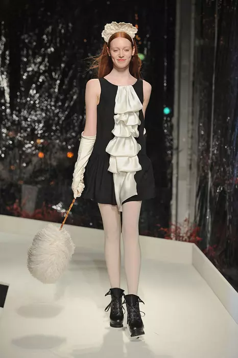 Moschino Cheap & Chic
