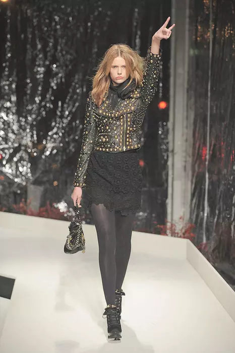 Moschino Cheap & Chic