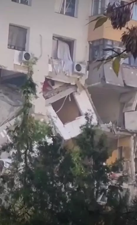 explozie-la-un-bloc-de-pe-calea-rahovei-in-bucuresti-langa-liceul-dimitrie-bolintineanu-s-a-activat-planul-rosu-1015891