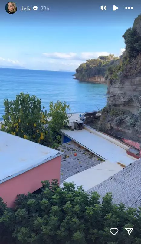 Delia, imagini din vacanța în Procida, Italia  (19)