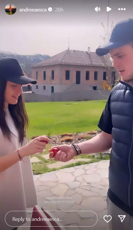 Cum a sărbătorit Andreea Esca Paștele Catolic împreună cu familia  (6)