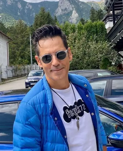 stefan-banica-ochii-vineti-8