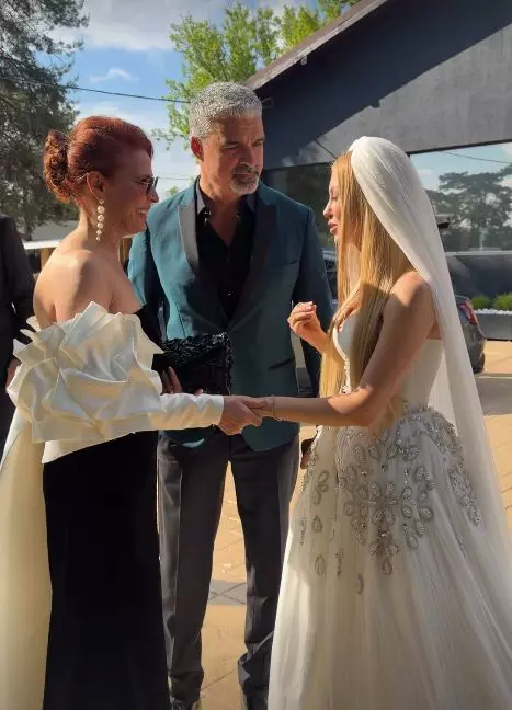andreea balan cu temisan