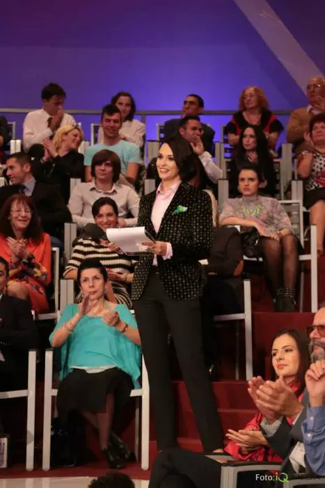 g_andreea_marin_8_01.jpg