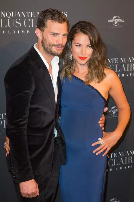 Amelia-Warner-Si-Jamie-Dornan