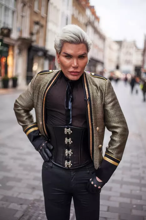 Rodrigo-Alves-papusa