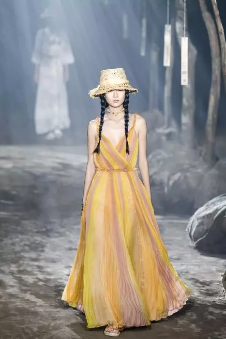 2020 Spring/Summer Shanghai Fashion Week Christian Dior Show