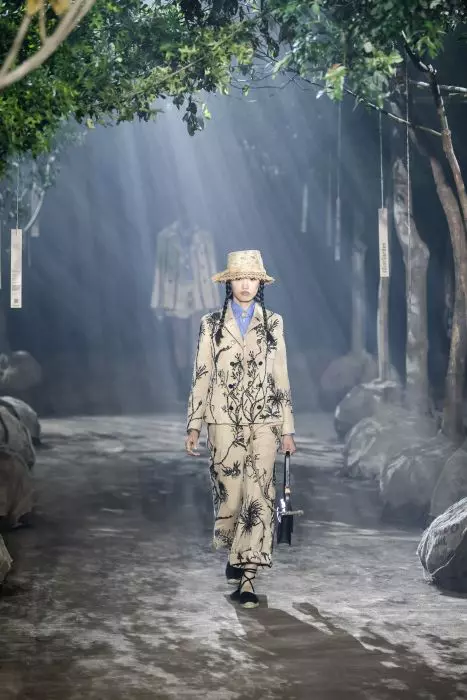 2020 Spring/Summer Shanghai Fashion Week Christian Dior Show