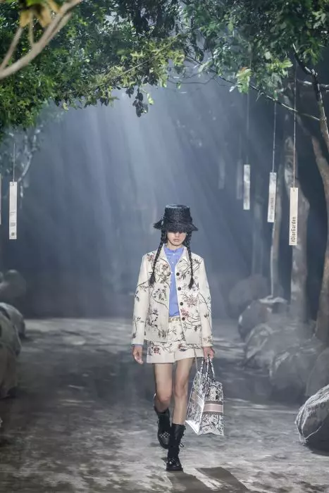 2020 Spring/Summer Shanghai Fashion Week Christian Dior Show
