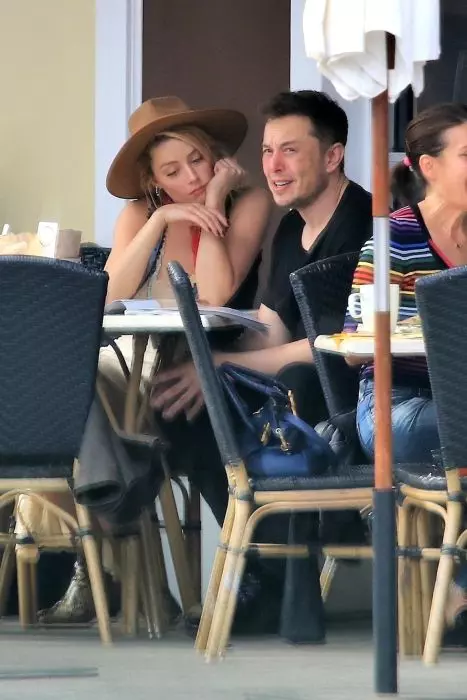 Amber Heard si Elon Musk