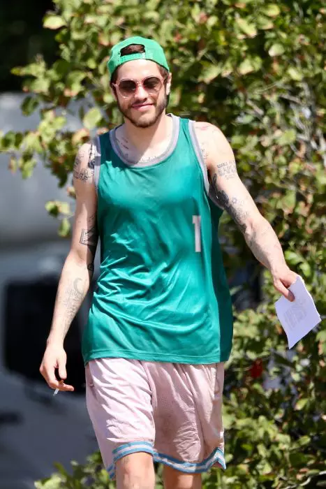Pete Davidson s-a internat la reabilitare