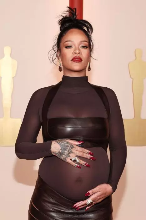 Rihanna a devenit mamă pentru a doua oară