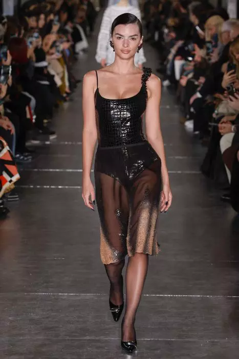 Emily Ratajkowski