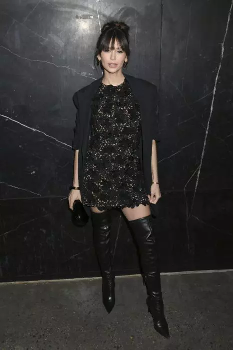 Nina Dobrev la New York Fashion Week