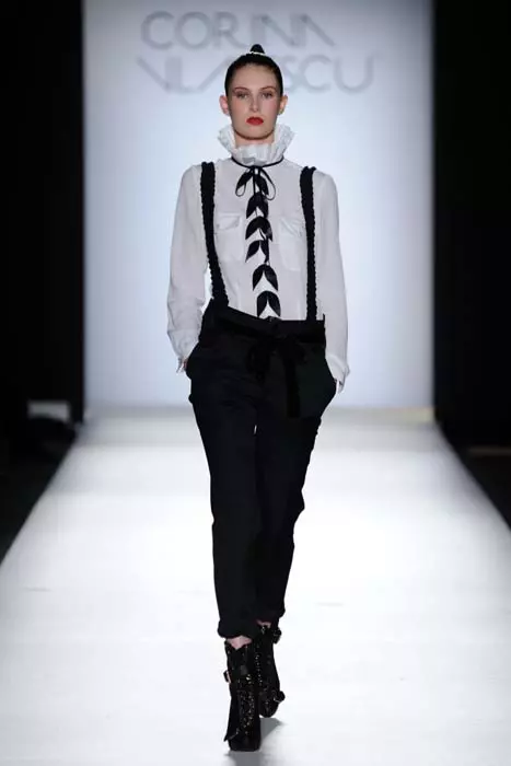 Corina Vladescu