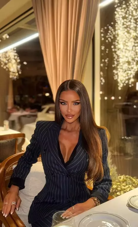 Bianca Drăgușanu (7)