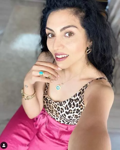 cum-arata-doinita-oancea-fara-pic-de-machiaj-3