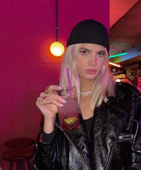 laura-giurcanu-survivor-5