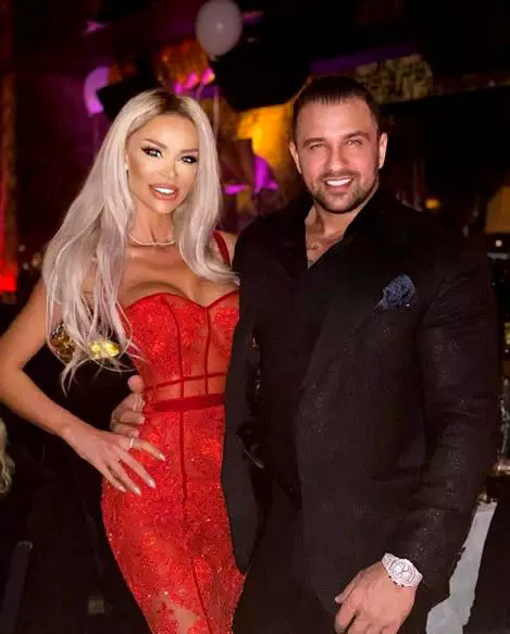 Bianca-Drăgușanu-și-Alex-Bodi-6-3