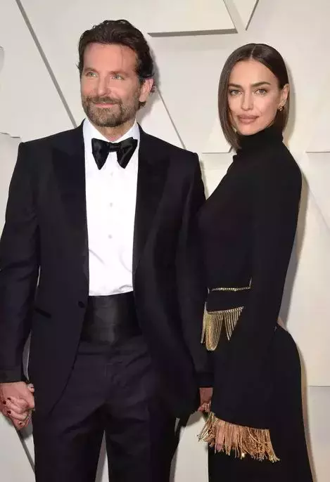 irina-shayk-bradley-cooper-pe-strada-5