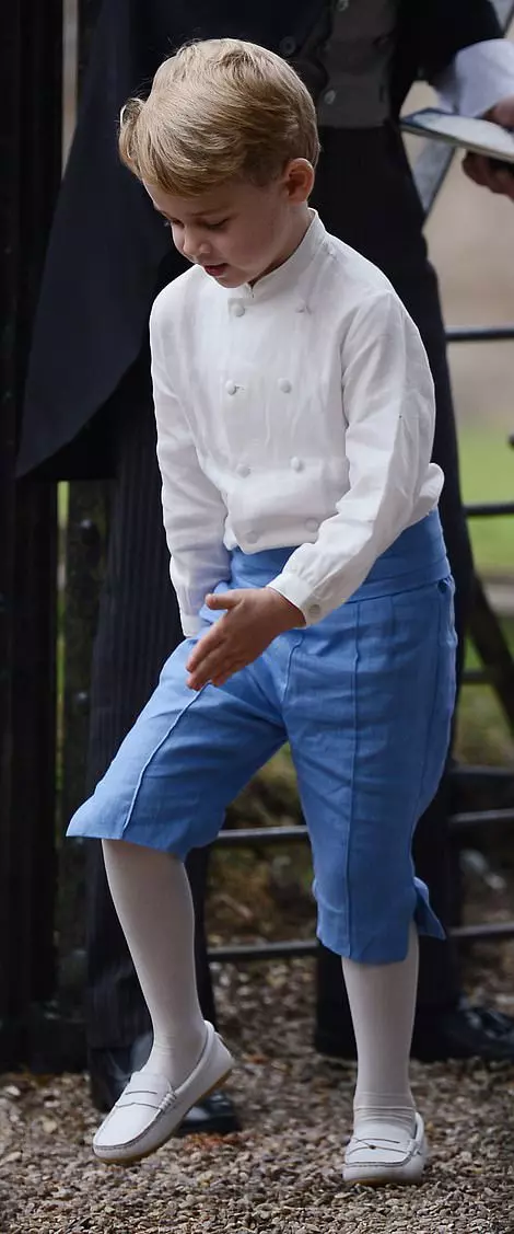 4499002-6199275-The_prince_as_a_pageboy_George_wore_a_collarless_white_shirt_sky-m-3_1537771515251