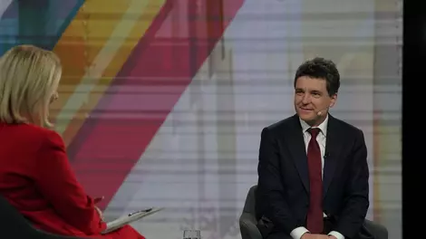 Ce scrie Nicușor Dan în carnețelul pe care îl are întotdeauna cu el. L-a avut și la apariția de la Pro TV, dar și la Antena 1