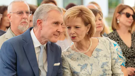 Principesa Margareta și Principele Radu au sărbătorit 30 de ani de căsnicie. Ce ținute speciale au purtat la nunta de perlă