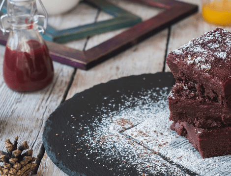 Negresă cu gem. Rețeta pentru cea mai simplă prăjitură de casă