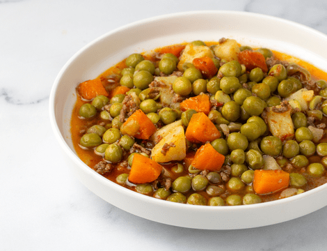 Tocăniță de mazăre. Rețeta de post cu morcovi și cartofi