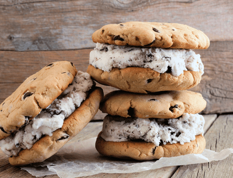 Reţeta de îngheţată sandwich. Cum se prepară cea mai delicioasă înghețată de casă