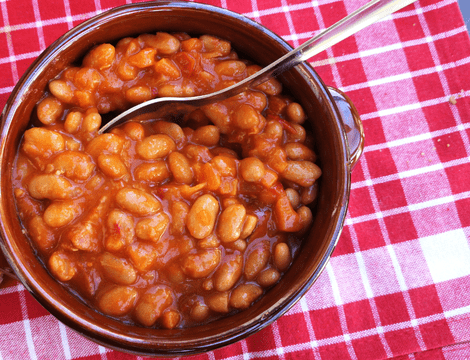 Iahnie de fasole cu afumătură - rețeta ușor de preparat. Gust autentic în doar câțiva pași