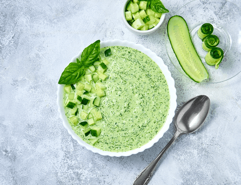 Gazpacho de castraveți. Rețeta de supa rece și răcoritoare perfectă pentru zilele toride